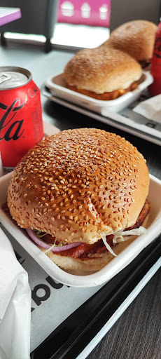 Photo of Shax Burger - 187 Perth Rd, Dundee DD2 1AS